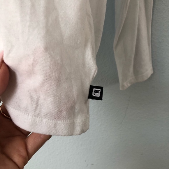 Fabletics • White Open Back Long Sleeve Tee NWT - Picture 4 of 8